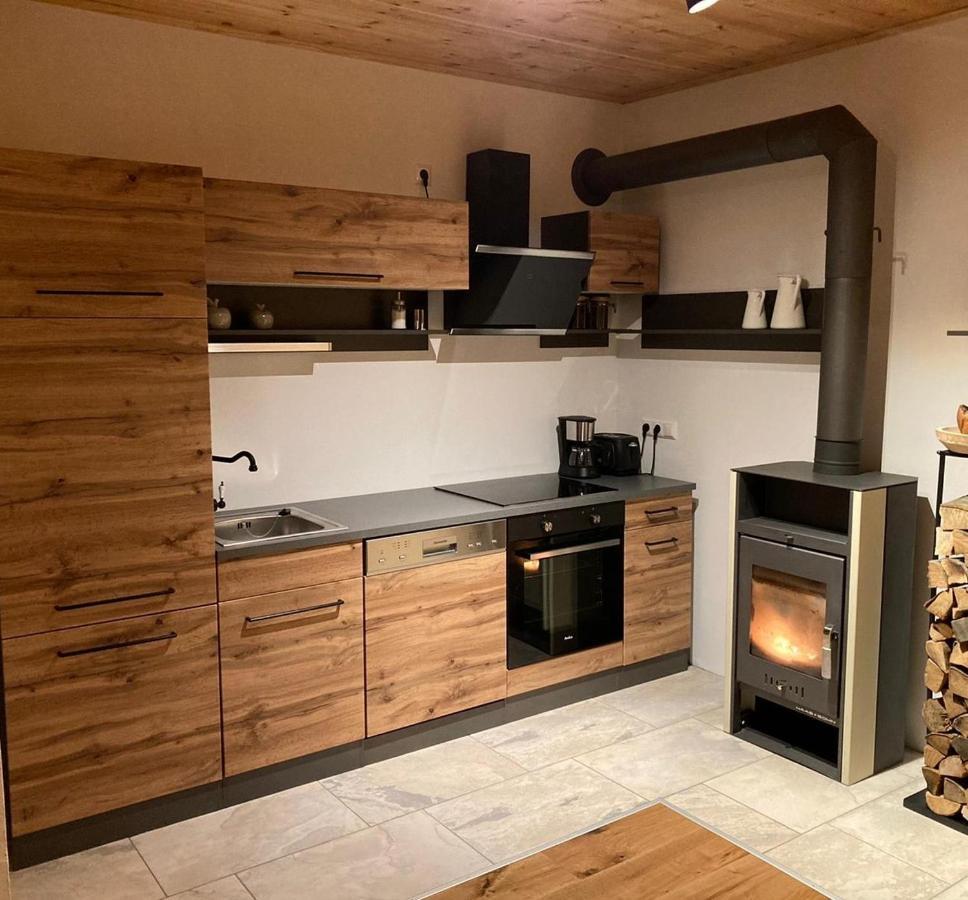 Zirben Appartement Zwischen Berg Und See ชไตน์ดอร์ฟ อัม ออสเซียเฮอร์ ซี ภายนอก รูปภาพ