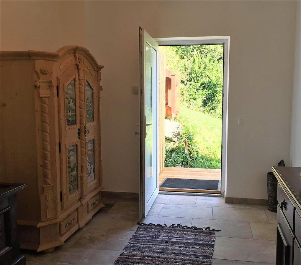 Zirben Appartement Zwischen Berg Und See ชไตน์ดอร์ฟ อัม ออสเซียเฮอร์ ซี ภายนอก รูปภาพ